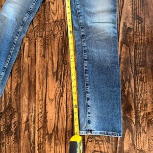 AG Jean Prima Ankle  Cigarette Leg - Size 27